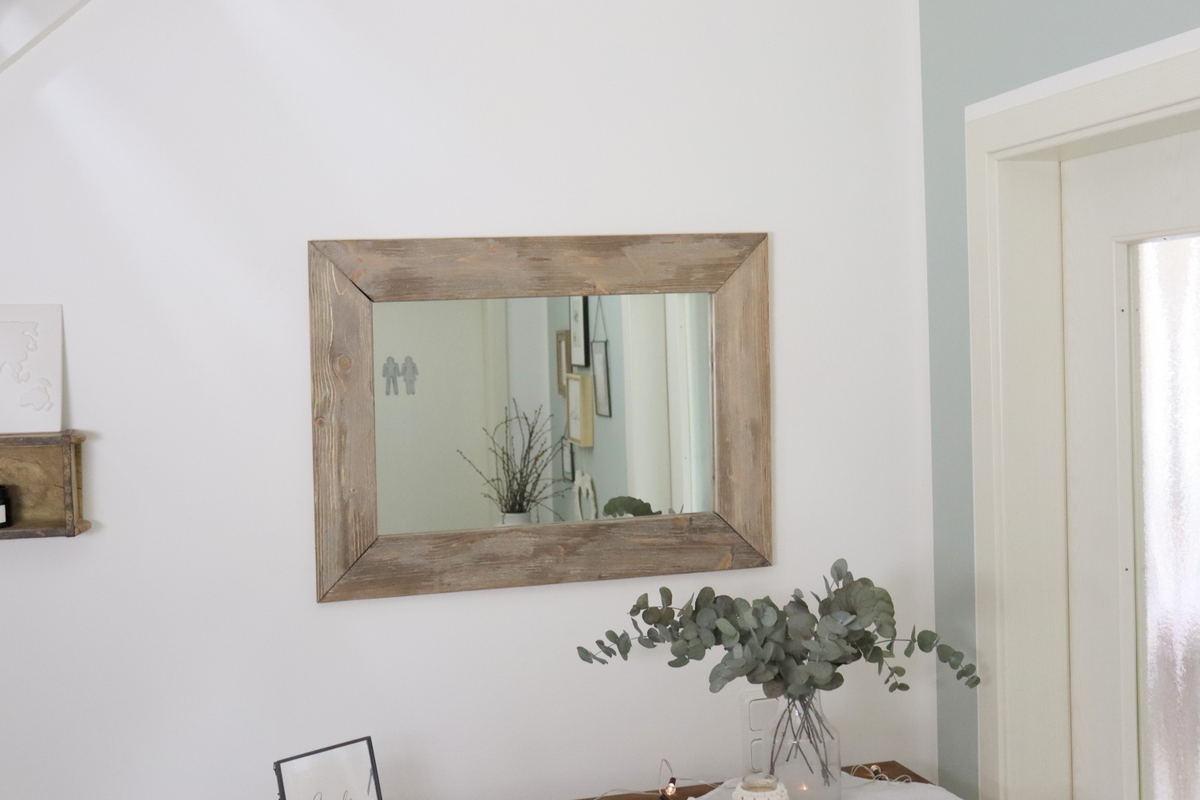 DIY - Holz im Treibholz Look altern lassen und Spiegel bauen