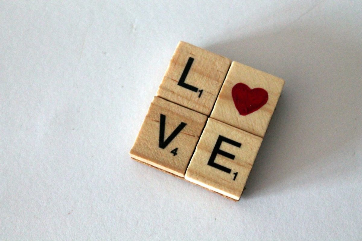 DIY LOVE Magnet Herz aus Scrabble Buchstaben einfach selber machen