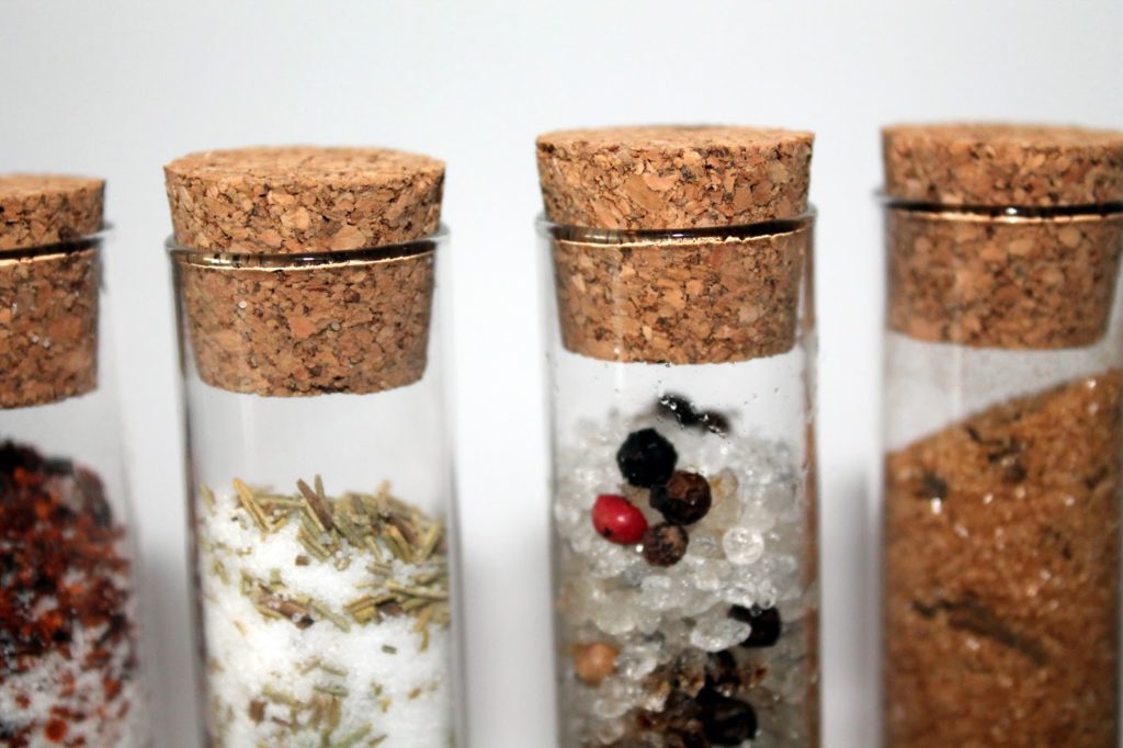 DIY, Basteln: Gewürzmischung aus dem Reagenzglas in Geschenke aus der Küche und Geschenkideen - DIYCarinchen
