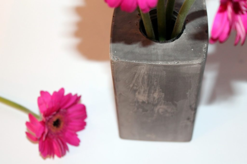 DIY, Basteln: Gips / Beton Vase als Wohndekoration - DIYCarinchen