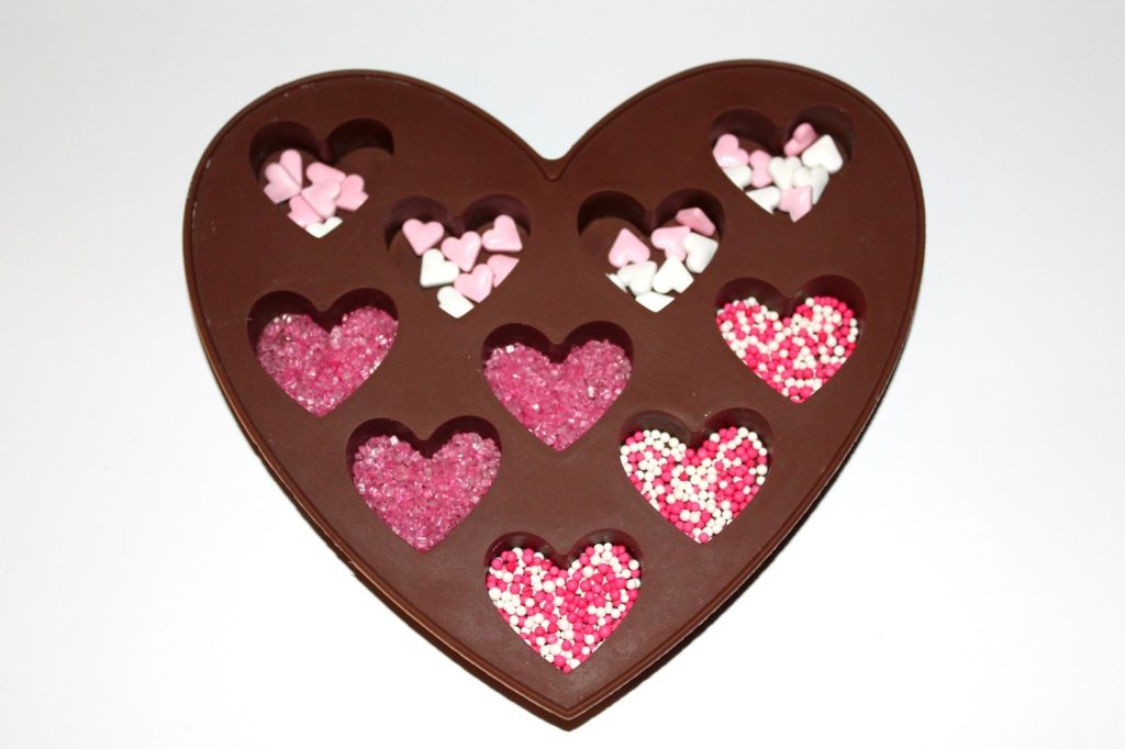 DIY: Schokoladenherzen als perfekte Geschenkidee - DIYCarinchen