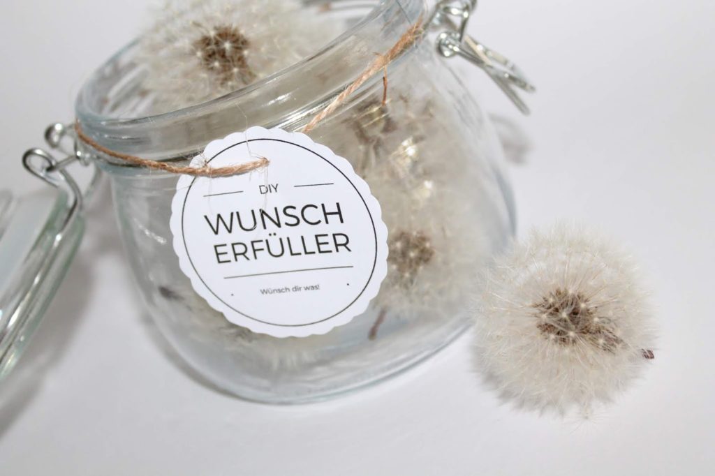 DIY Geschenk im Glas: Wunscherfüller Pusteblume selber machen + Free Printable