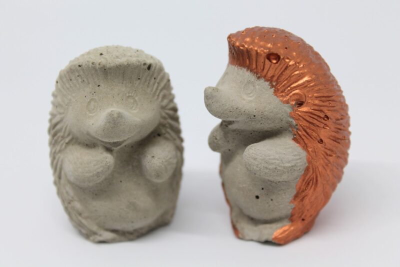 ♡ DIY Igel aus Beton - du willst zauberhafte Igel aus Beton selber machen? Mit meiner Anleitung klappt diese Bastelidee ganz einfach!