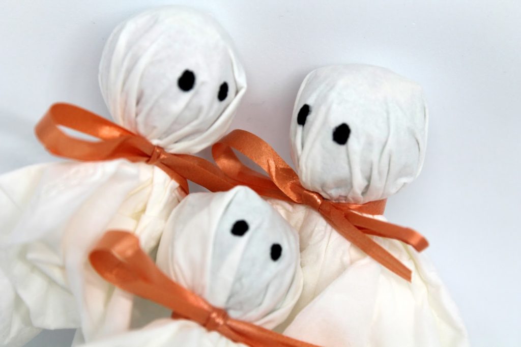 DIY, Basteln: Lolly Gespenster in Halloween, Herbst, Geschenke, Geschenkideen - DIYCarinchen