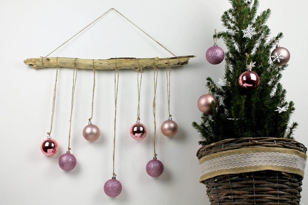 DIY, Basteln: weihnachtliche Wanddeko aus Treibholz, Dekoration, Weihnachtsdekoration und Geschenkideen - DIYCarinchen