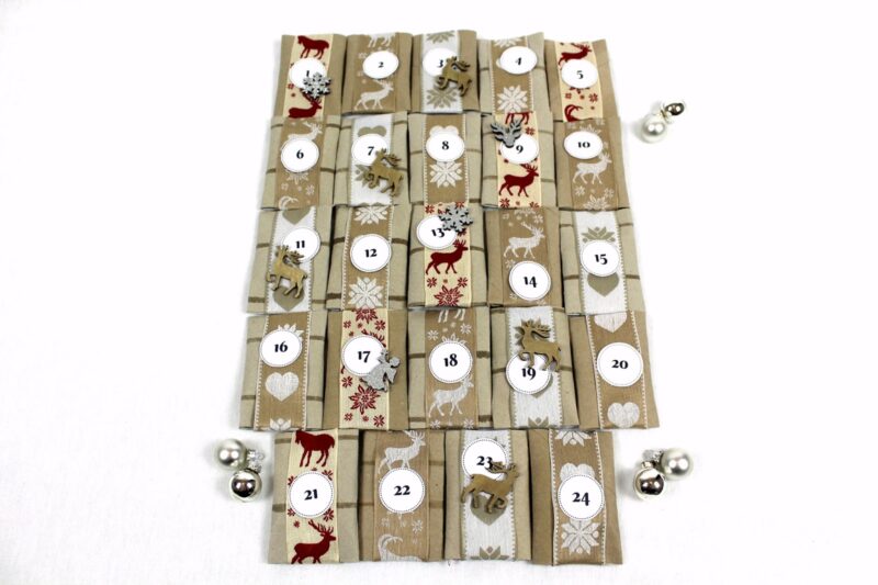 DIY Adventskalender aus Klopapierrollen {mit gratis Printable} / Geniale Bastelidee
