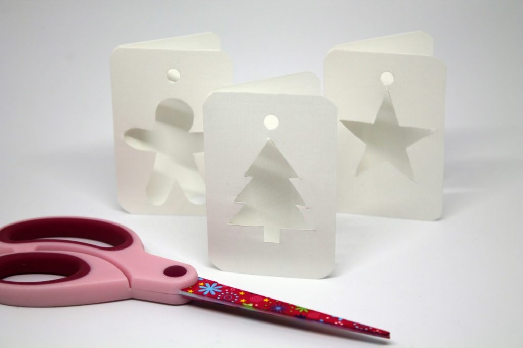 DIY, Basteln: Weihnachtsgeschenkanhänger mit Stoff, Mitbringsel, Weihnachtsgeschenk und Geschenkideen - DIYCarinchen