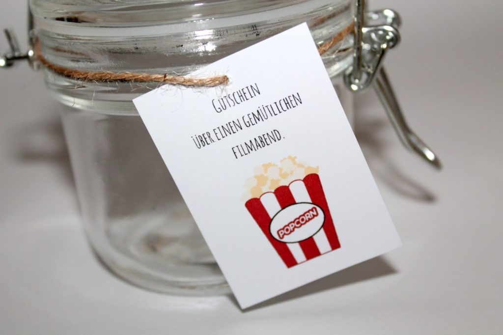 DIY, Basteln: Geschenke aus dem Glas Kinogutschein Popcorn in Adventskalender, Mitbringsel, Geldgeschenke und Geschenkideen - DIYCarinchen