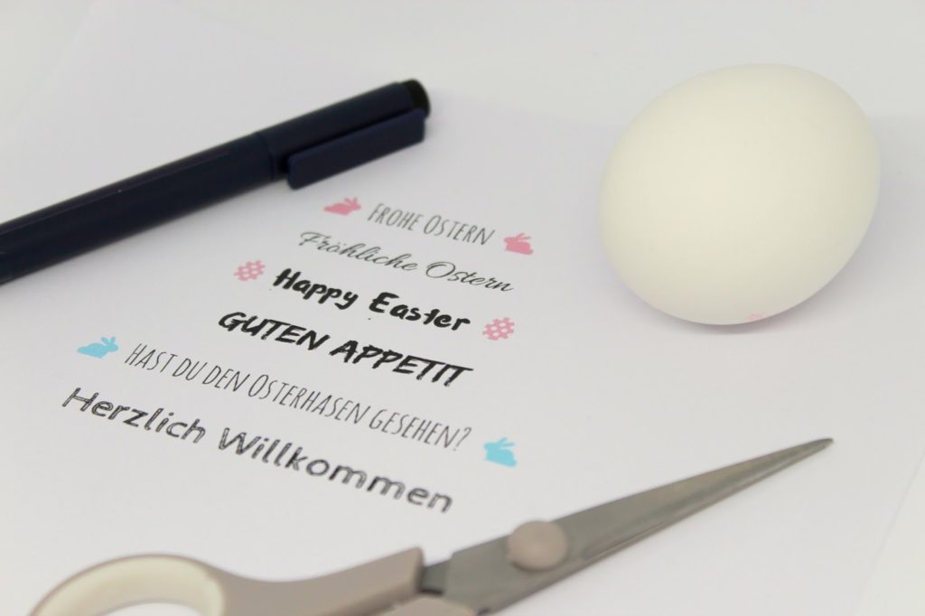 Geniale Geschenkidee für Ostern: DIY Glücksei mit individuellen Nachrichten ganz einfach selber machen + kostenlose Vorlage