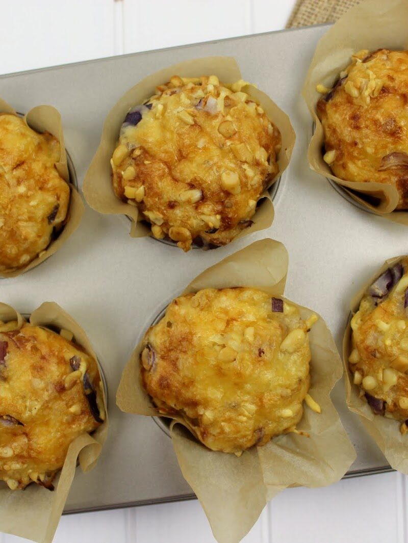 Rezept: Schnelle, einfache, herzhafte Salami-Schinken Käse Muffins