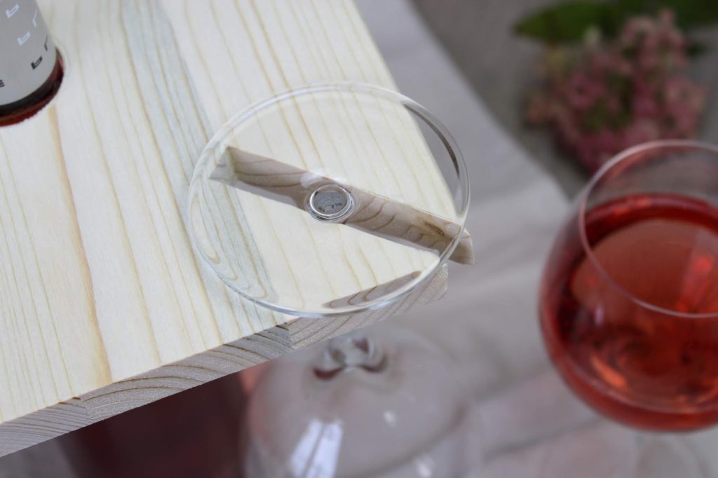 DIY: Weinbutler aus Holz ganz einfach selber machen - als Geschenkidee zu Weihnachten mit Bree Wein