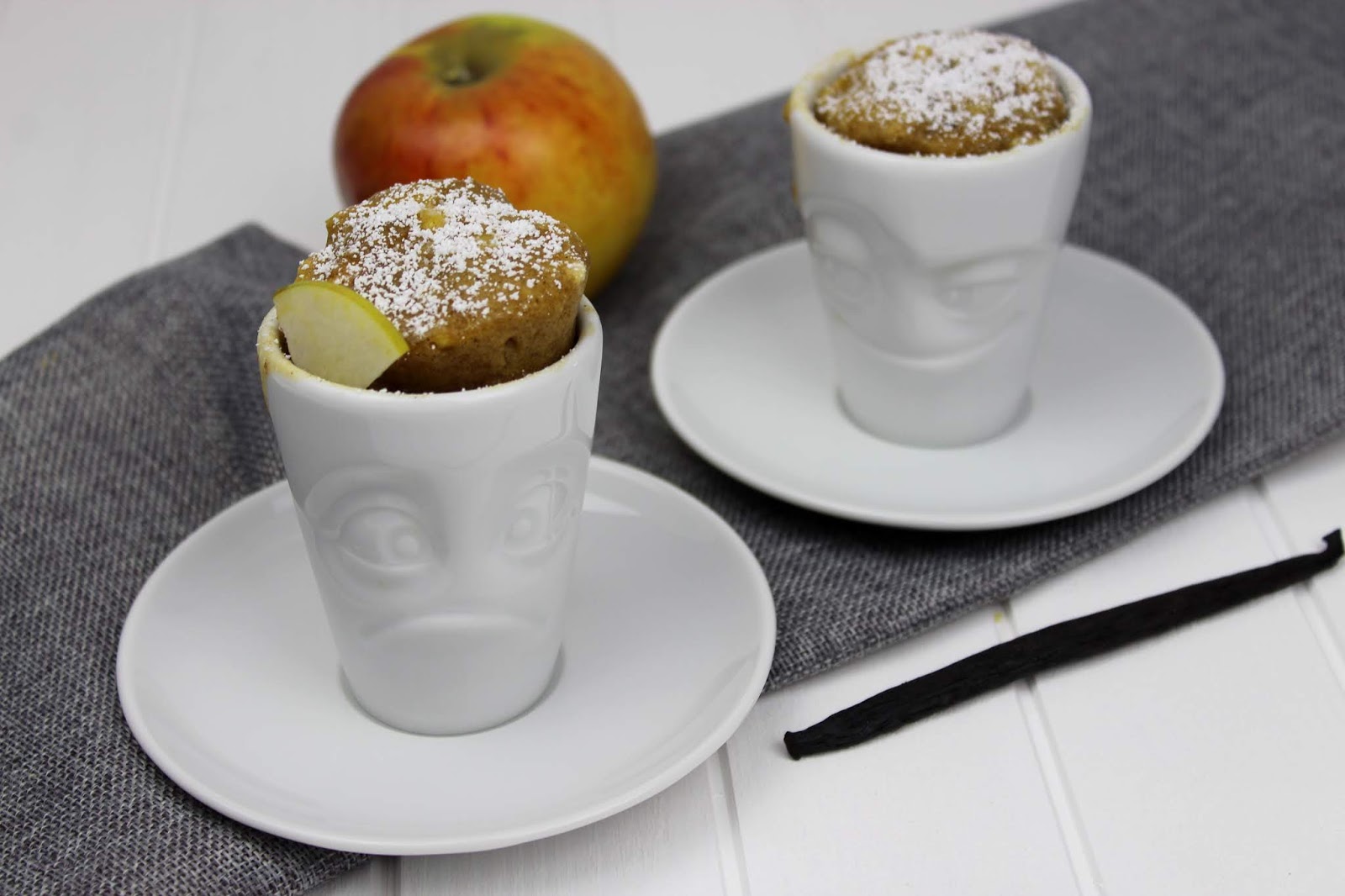 Rezept 2 saftige Tassenkuchen in 5 Minuten aus der Mikrowelle - Apfel