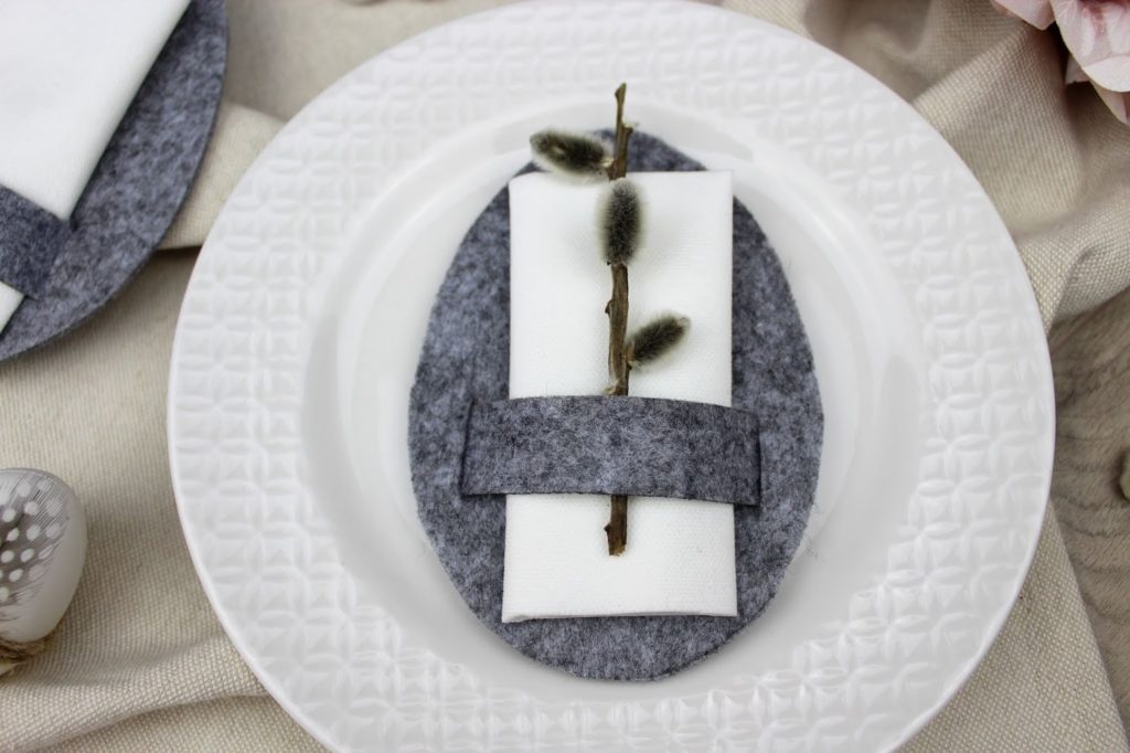 DIY: Serviettenringe aus Filz in Eiform - die perfekte Osterdeko für die Osterzeit
