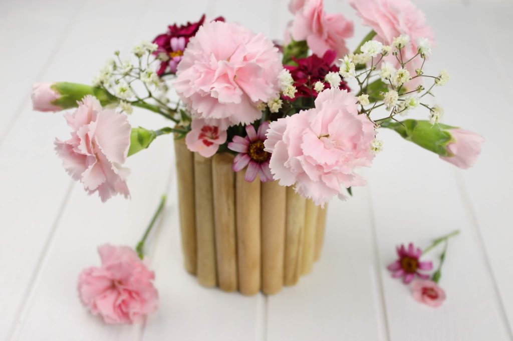 DIY - Vase aus Holz ganz einfach und schnell selber machen - wunderschöne Deko