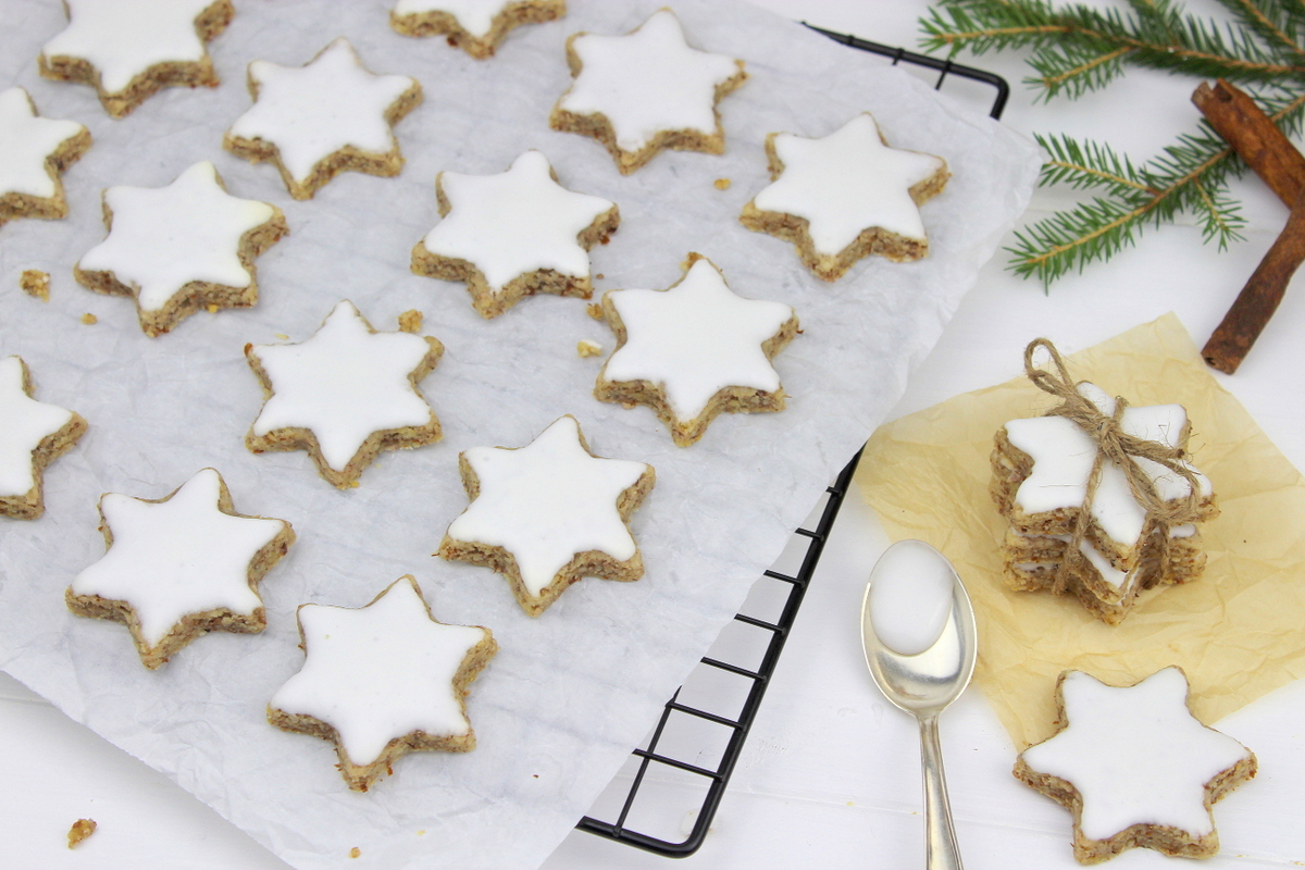 Rezept - Zimtsterne einfach selber machen - die besten Kekse zur Weihnachtszeit