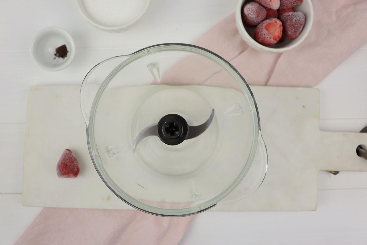 leckeres Erdbeer-Vanillezucker Rezept im Einmachglas