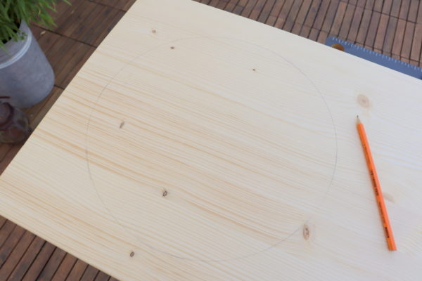 DIY - Gartenbank mit integriertem Blumentopf selber bauen | Anleitung