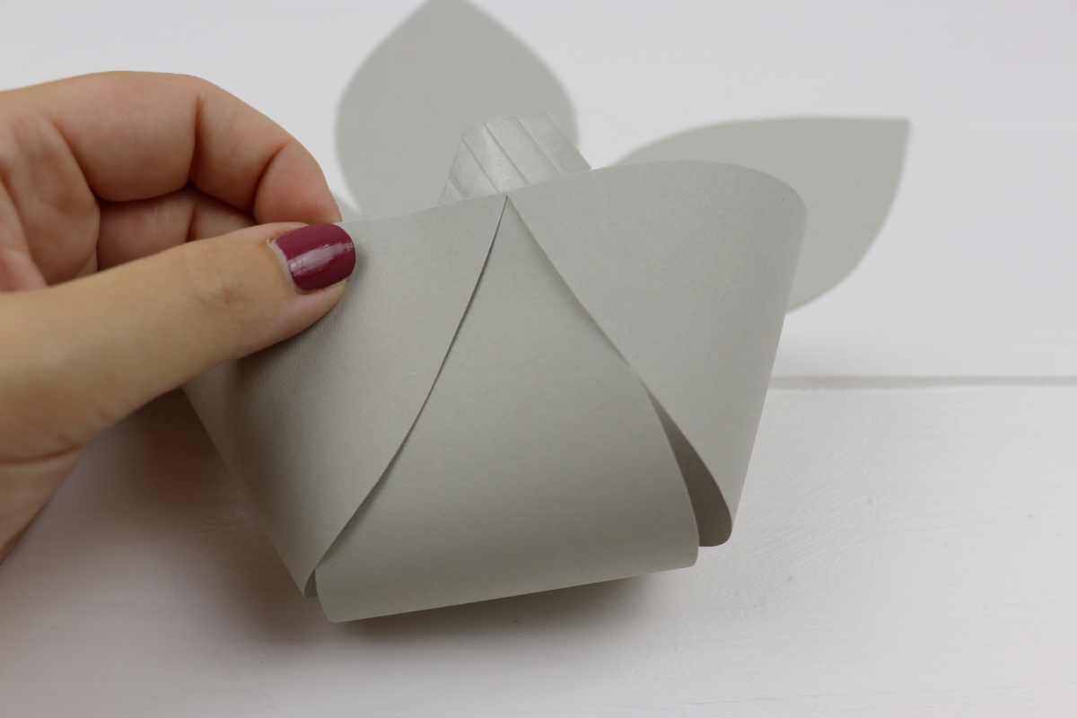 DIY selbstgemachter Kürbis aus Papier / Papier Kürbisse