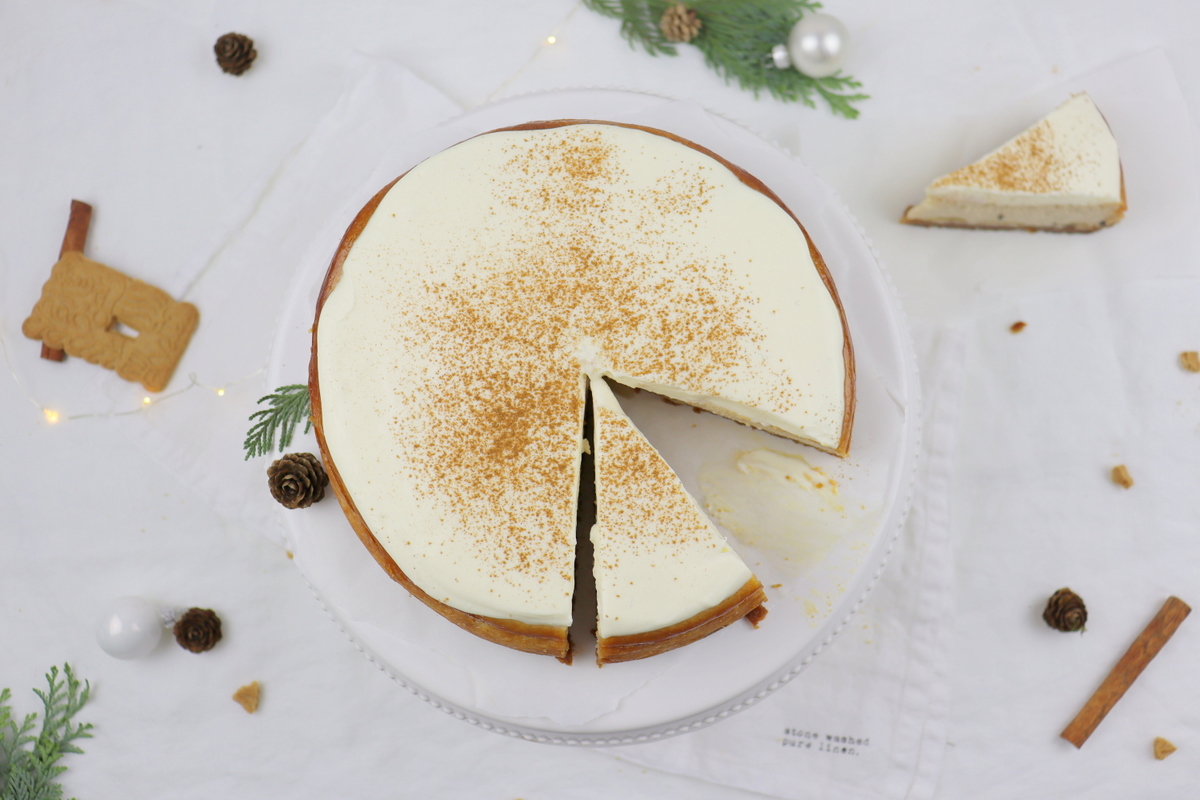 Rezept Kuchen: weihnachtlicher Apfel-Zimt-Cheesecake mit Spekulatiusboden
