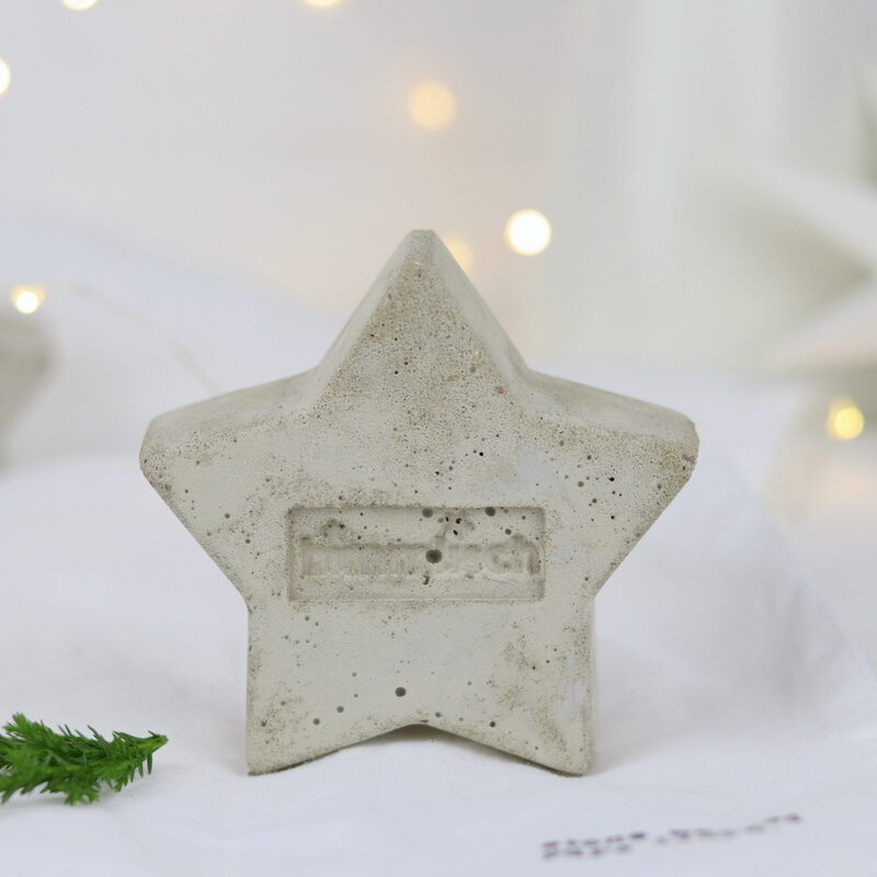DIY - selbstgemachte Beton Sterne mit Prägung zu Weihnachten