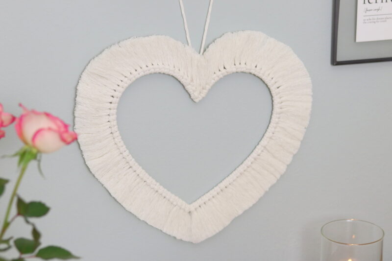 DIY selbstgemachtes Makramee Herz