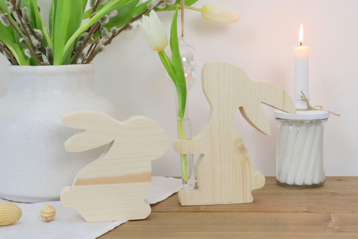 DIY - selbstgemachte Vase in Hasenform aus Holz zu Ostern 