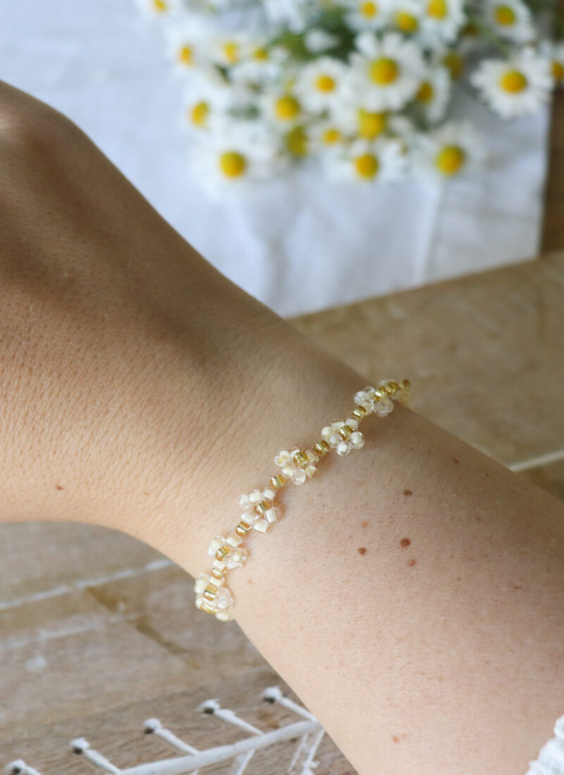 DIY Anleitung: Daisy-Armband einfach selber machen