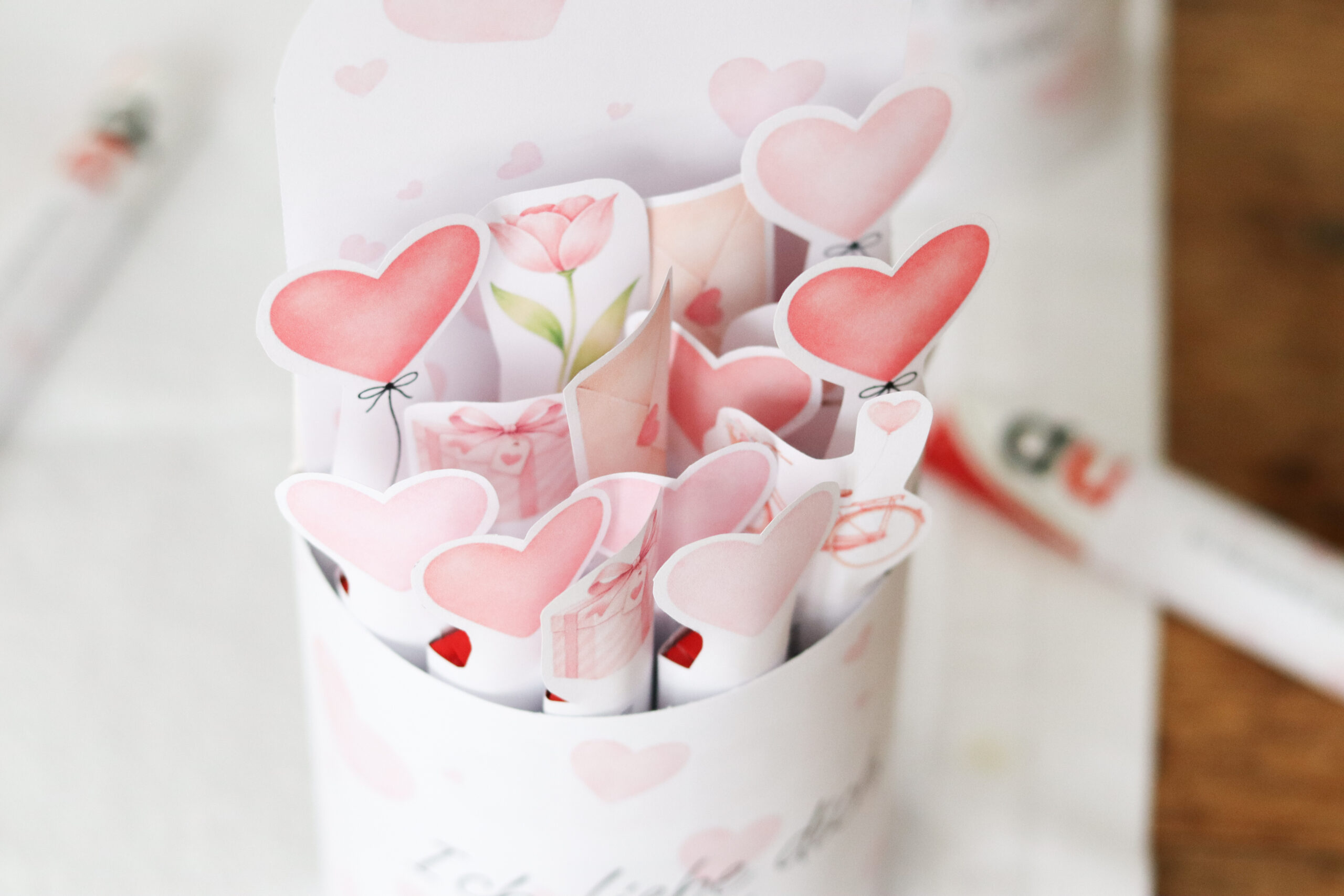 Duplo Geschenkverpackung basteln – liebevolle DIY Geschenkidee mit Vorlage