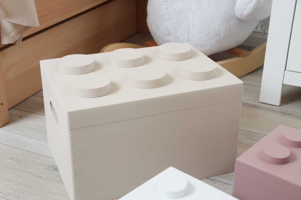 DIY Kiste im Baustein-Look selber machen